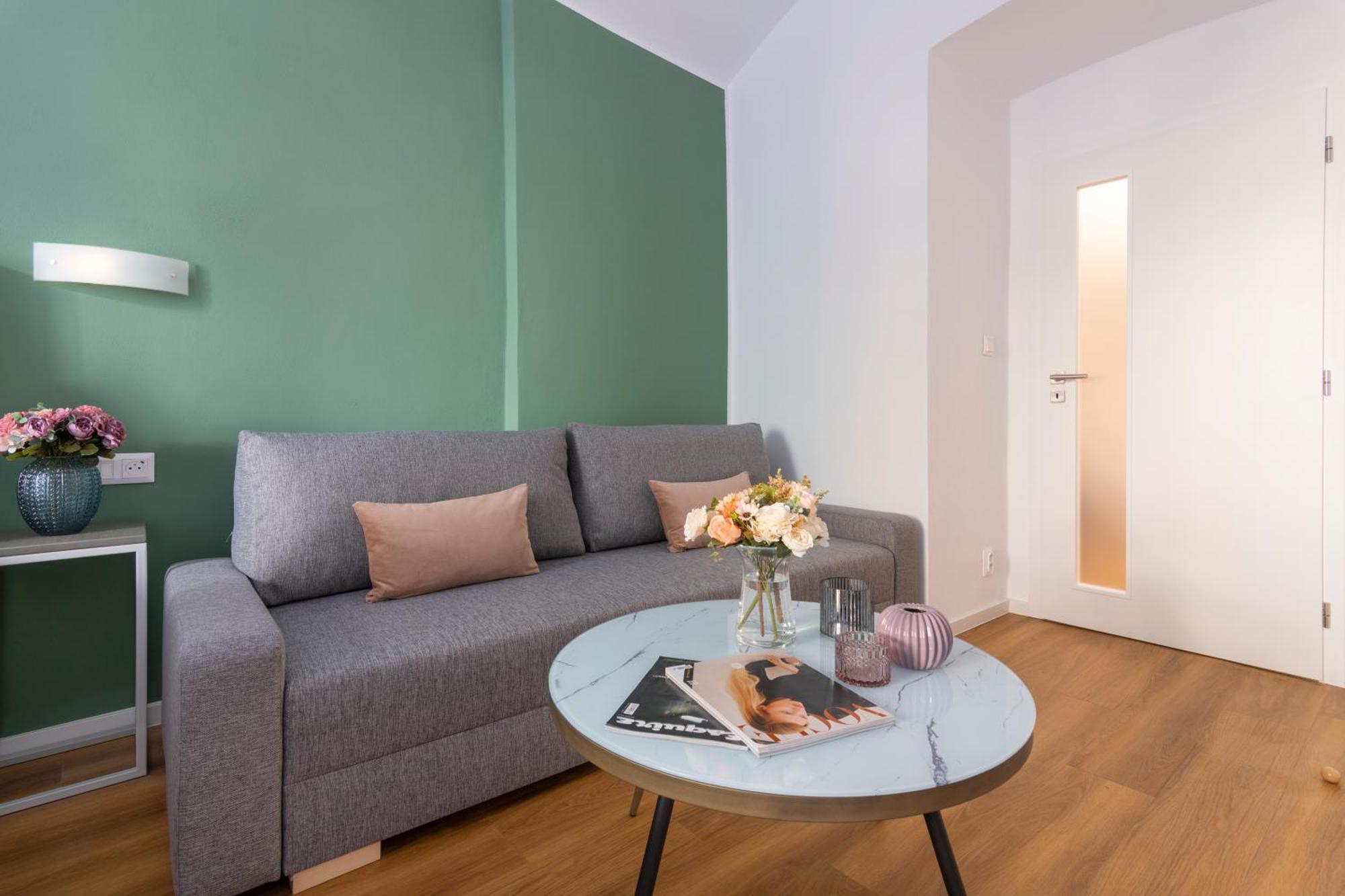 Hidden Art Boutique Residence By Dwellfort ปราก ภายนอก รูปภาพ